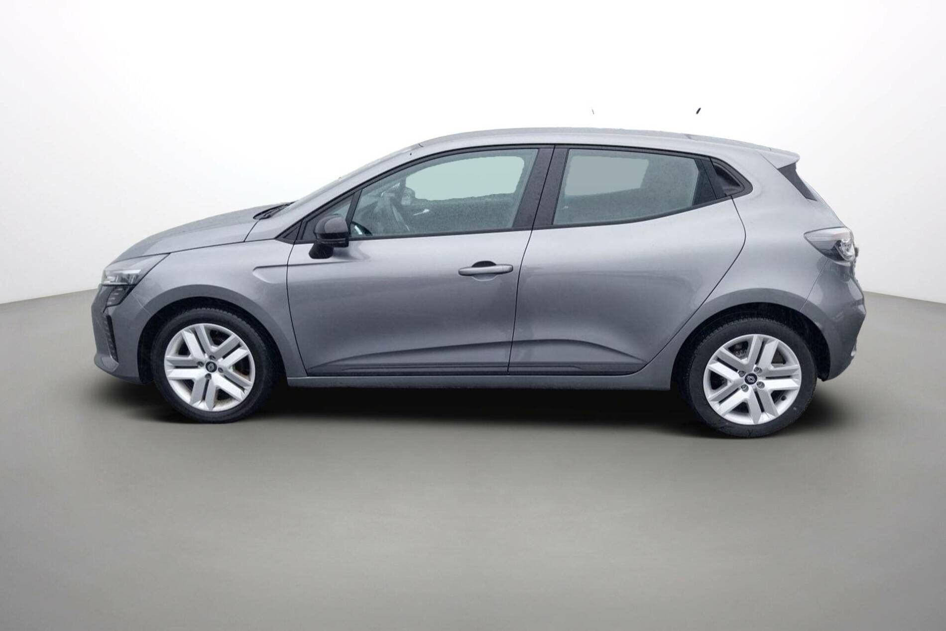 Vente en ligne Renault Clio 5 Clio TCe 90 au prix de 15 790 €