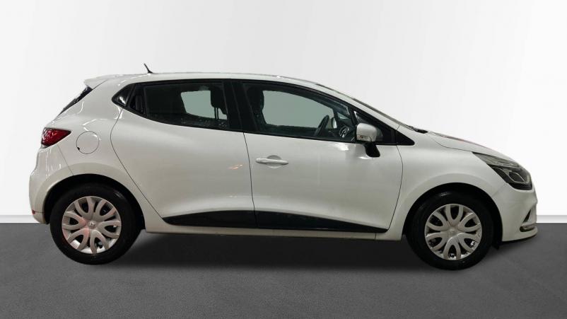 Vente en ligne Renault Clio 4 CLIO SOCIETE DCI 90 ENERGY E6C au prix de 10 990 €