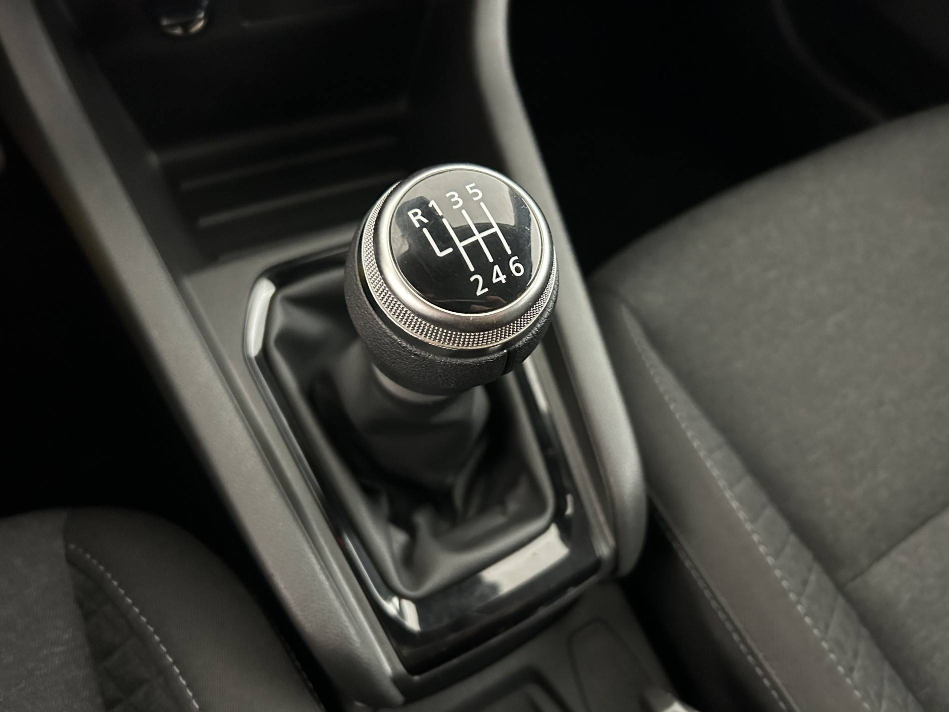 Vente en ligne Renault Clio 5 Clio TCe 90 au prix de 14 230 €