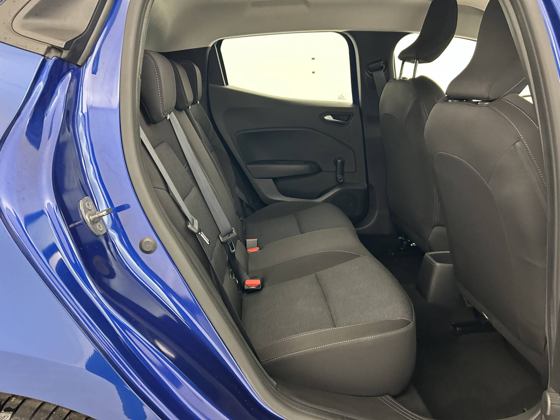 Vente en ligne Renault Clio 5 Clio TCe 90 au prix de 14 230 €