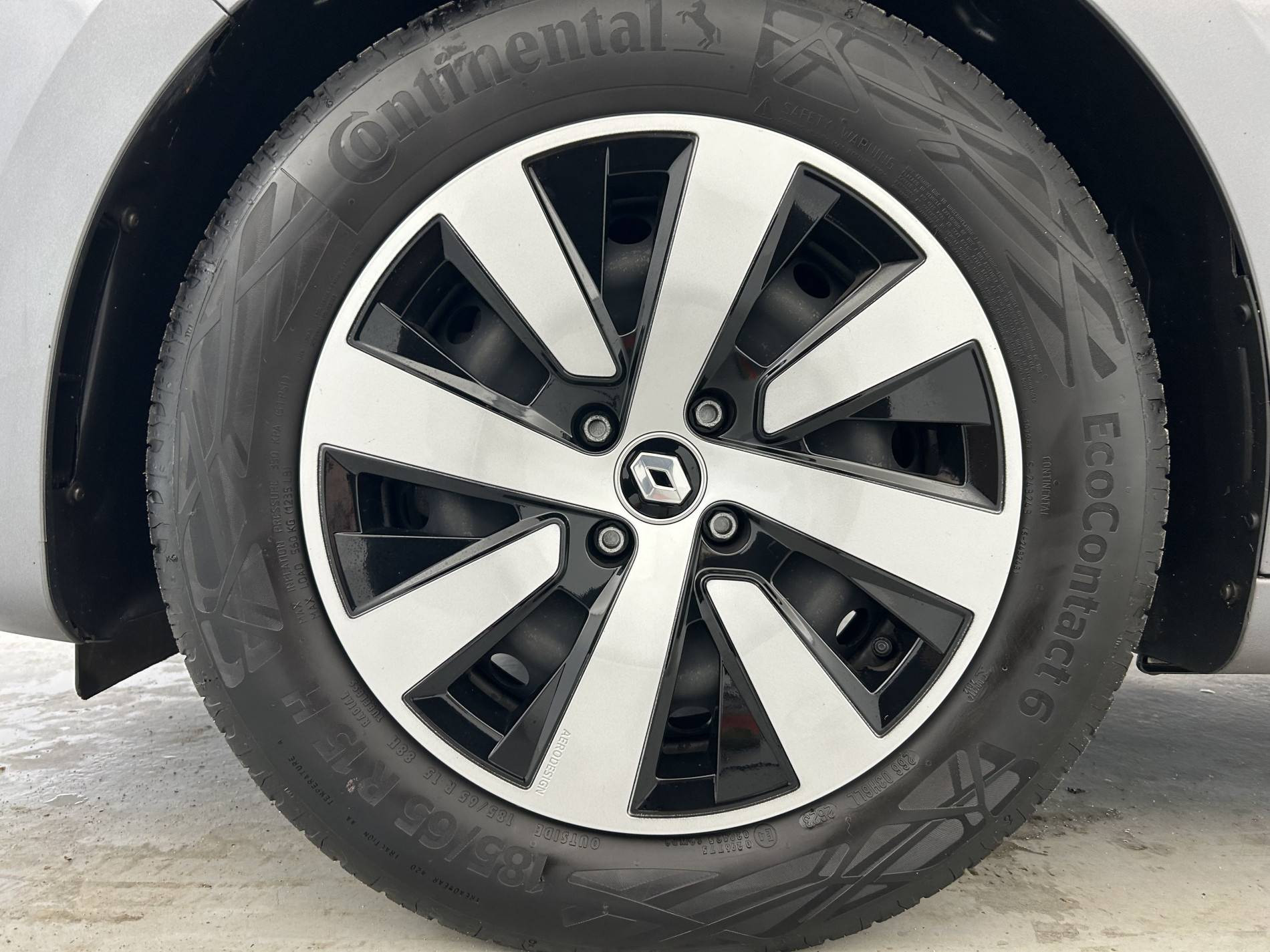 Vente en ligne Renault Clio 5 Clio TCe 90 au prix de 13 750 €