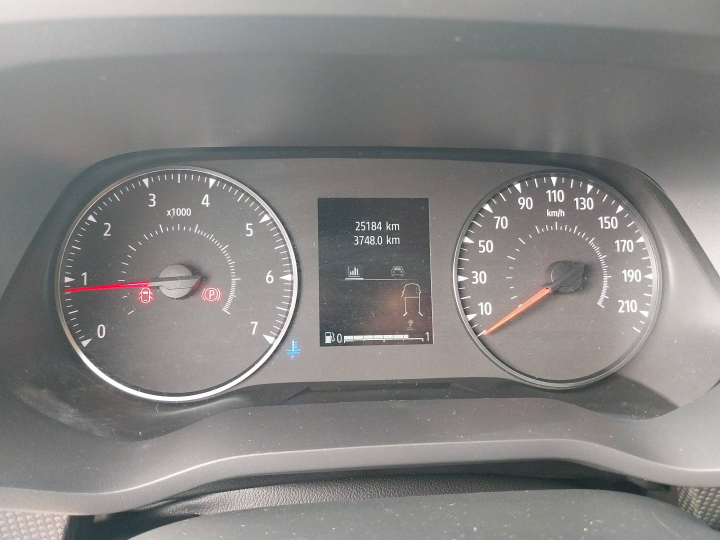 Vente en ligne Renault Trafic 3 Fourgon TRAFIC FGN L1H1 3000 KG BLUE DCI 130 au prix de 25 790 €