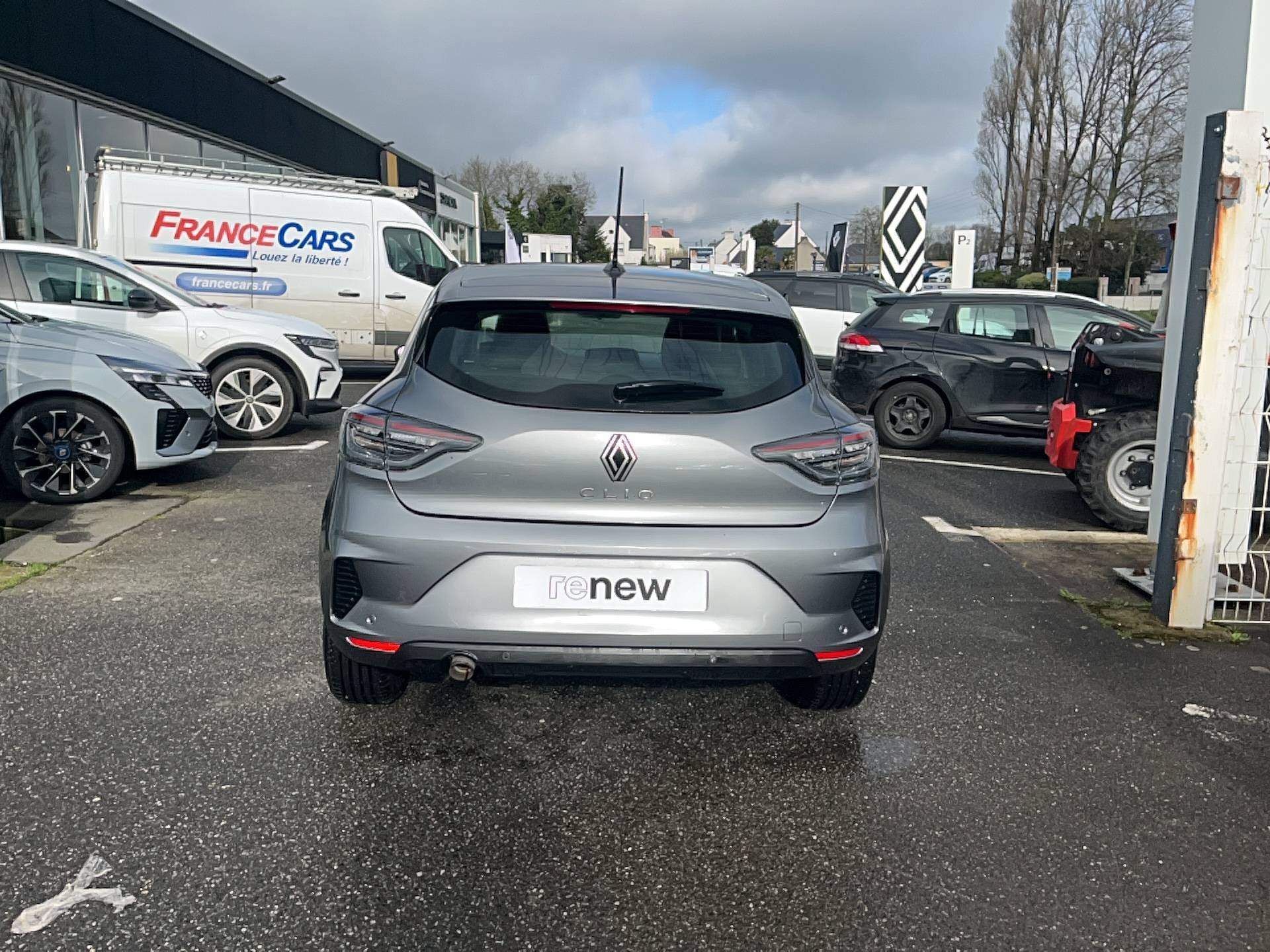 Vente en ligne Renault Clio 5 Clio TCe 90 au prix de 15 990 €