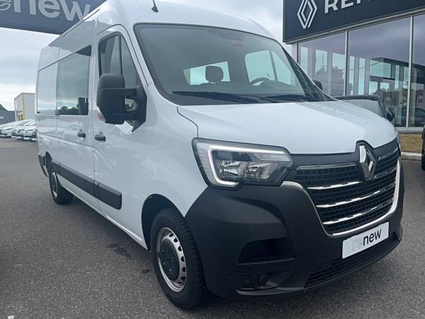 Vente en ligne Renault Master Fourgon  7 PLACES L2H2 BLUE DCI 150 au prix de 29 900 €