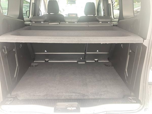 Vente en ligne Renault Kangoo  Blue dCi 95 au prix de 26 790 €
