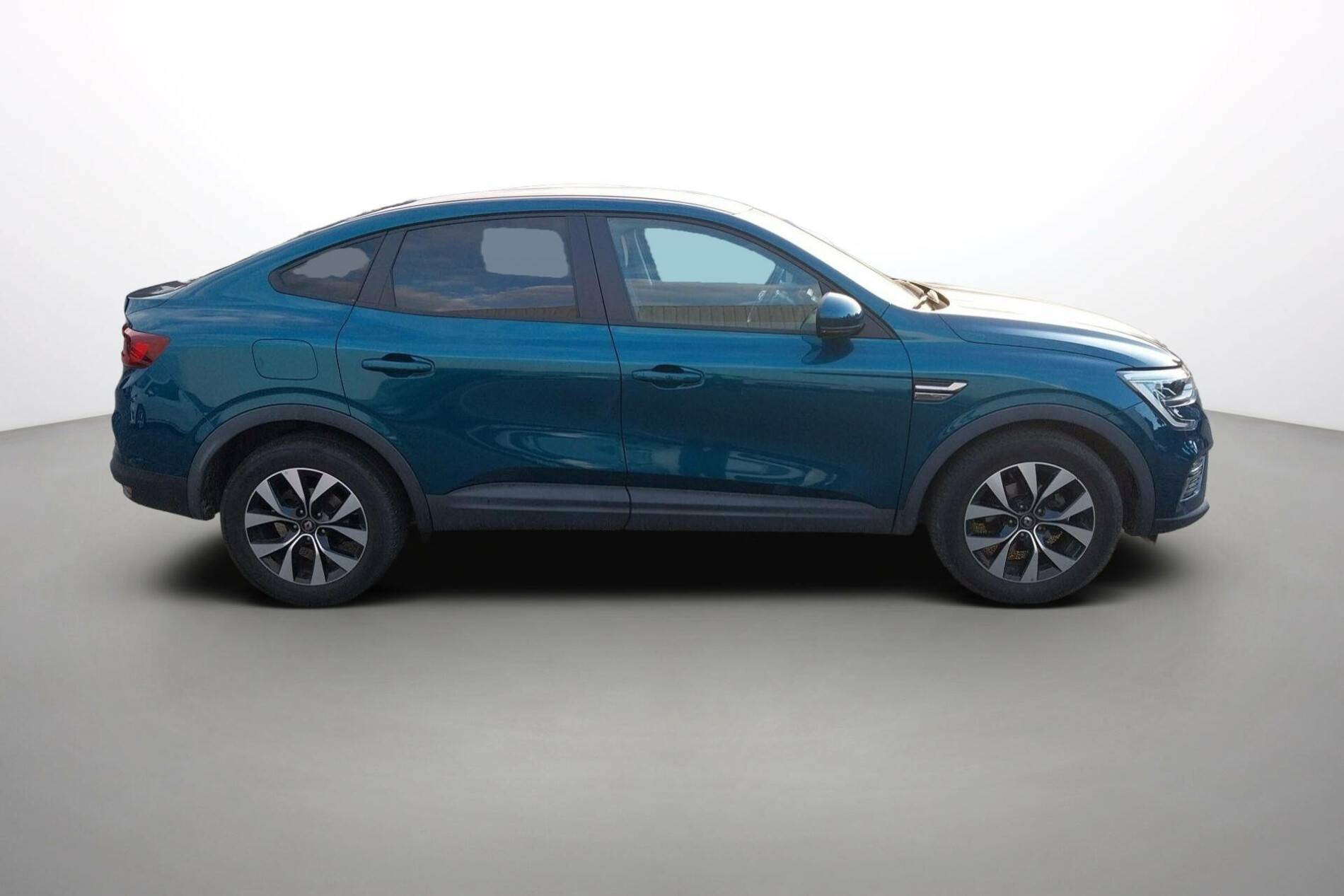 Vente en ligne Renault Arkana  mild hybrid 140 EDC FAP - 22 au prix de 19 840 €