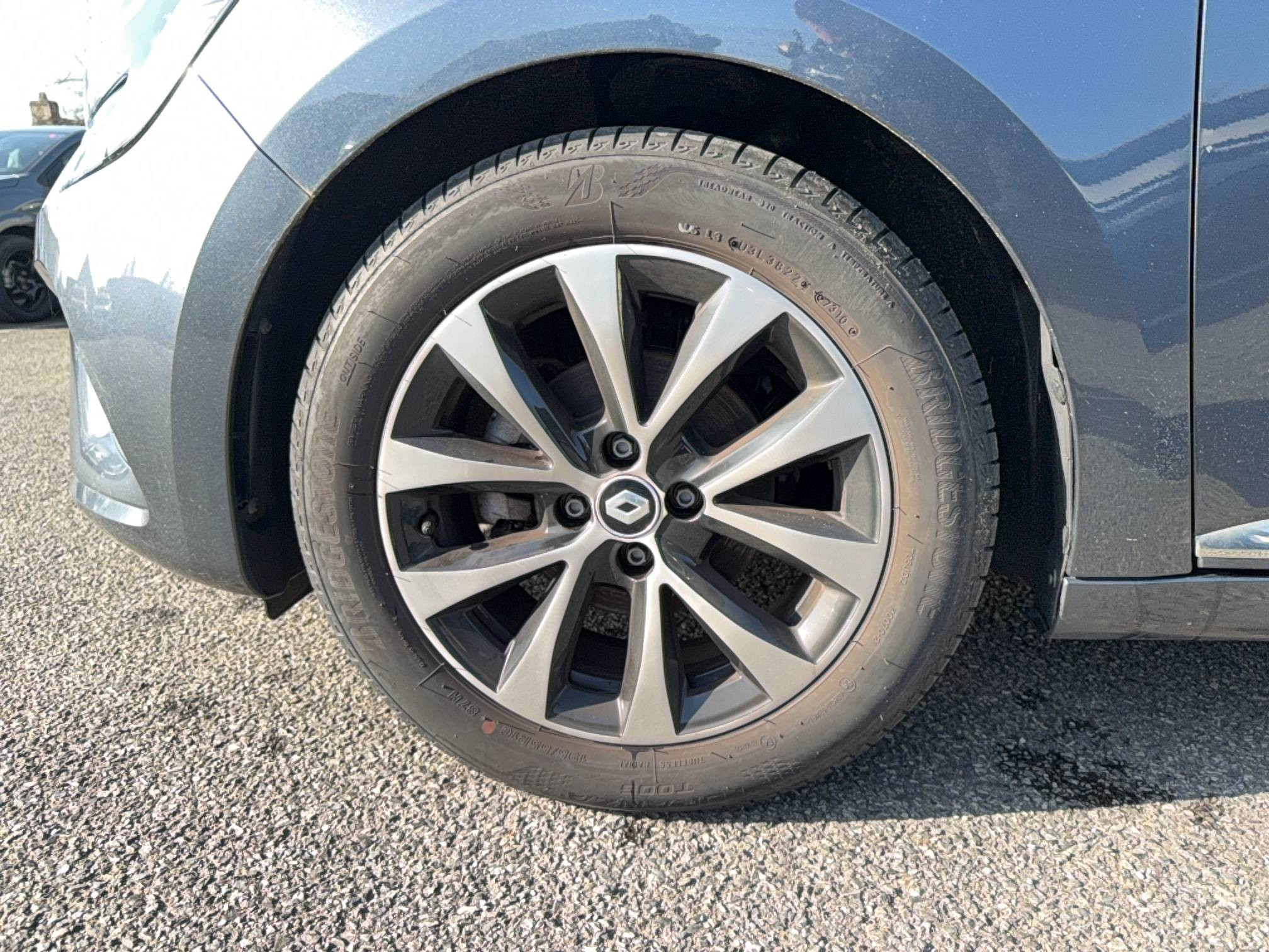 Vente en ligne Renault Clio 5 Clio TCe 90 au prix de 16 990 €