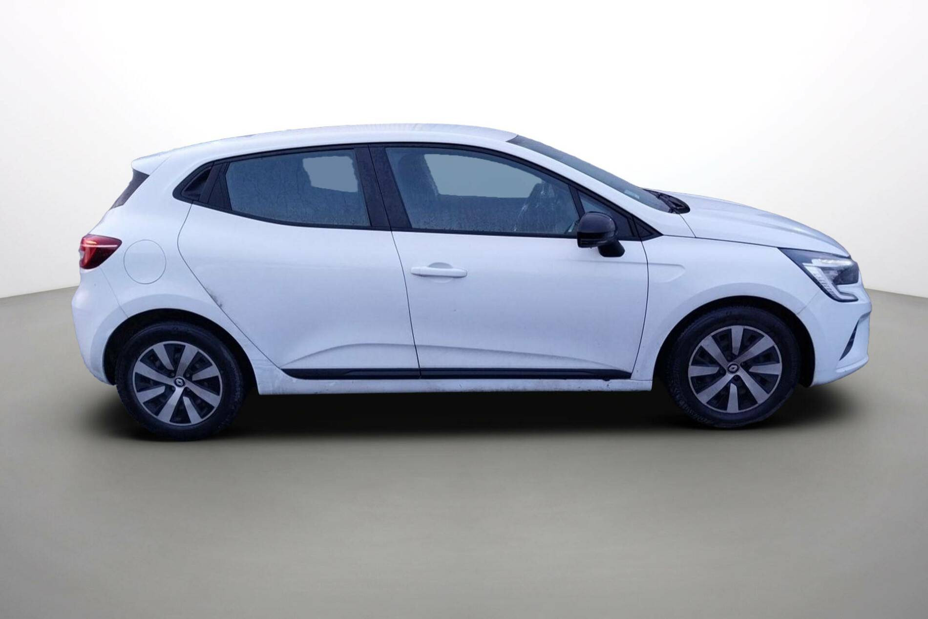 Vente en ligne Renault Clio 5 Clio TCe 90 au prix de 12 990 €