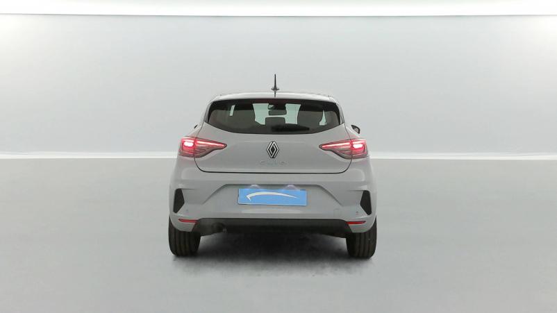 Vente en ligne Renault Clio 5 Clio TCe 90 au prix de 14 750 €