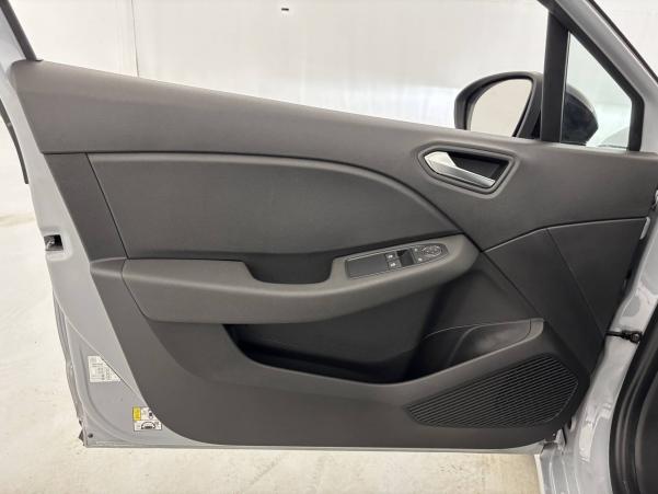 Vente en ligne Renault Clio 5 Clio TCe 90 au prix de 14 750 €