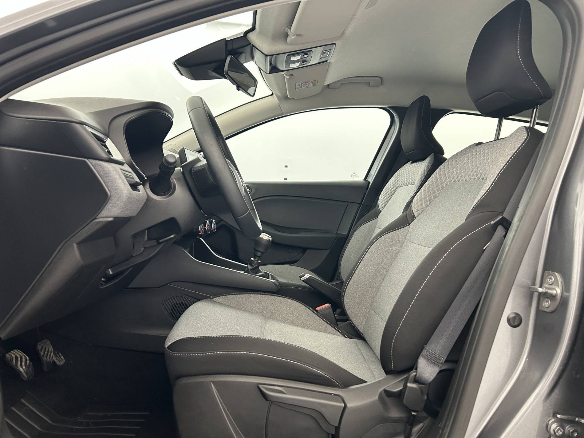 Vente en ligne Renault Clio 5 Clio TCe 90 au prix de 15 790 €