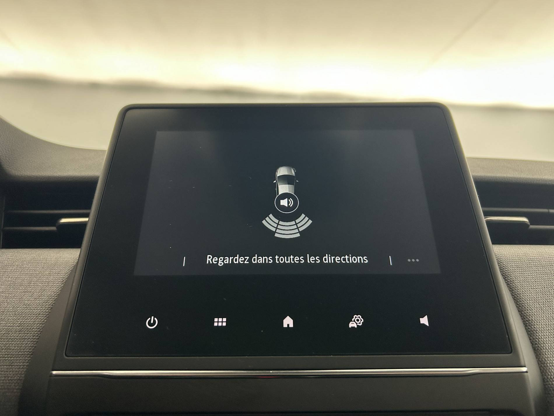 Vente en ligne Renault Clio 5 Clio TCe 90 au prix de 15 790 €