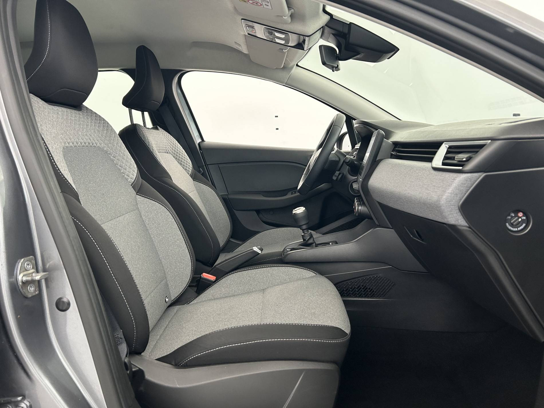 Vente en ligne Renault Clio 5 Clio TCe 90 au prix de 15 790 €