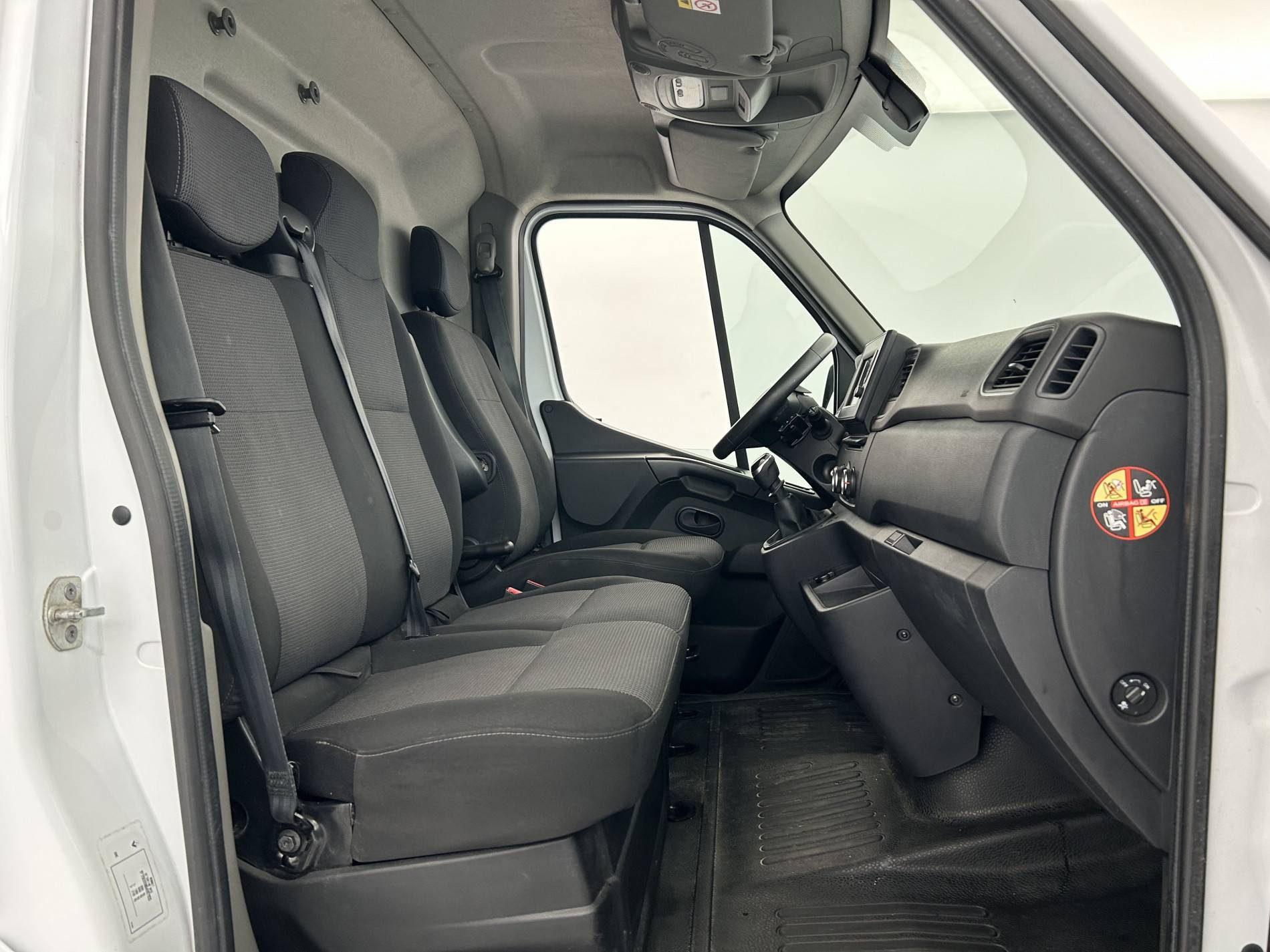 Vente en ligne Renault Master Fourgon MASTER FGN TRAC F3500 L2H2 ENERGY DCI 150 au prix de 20 390 €