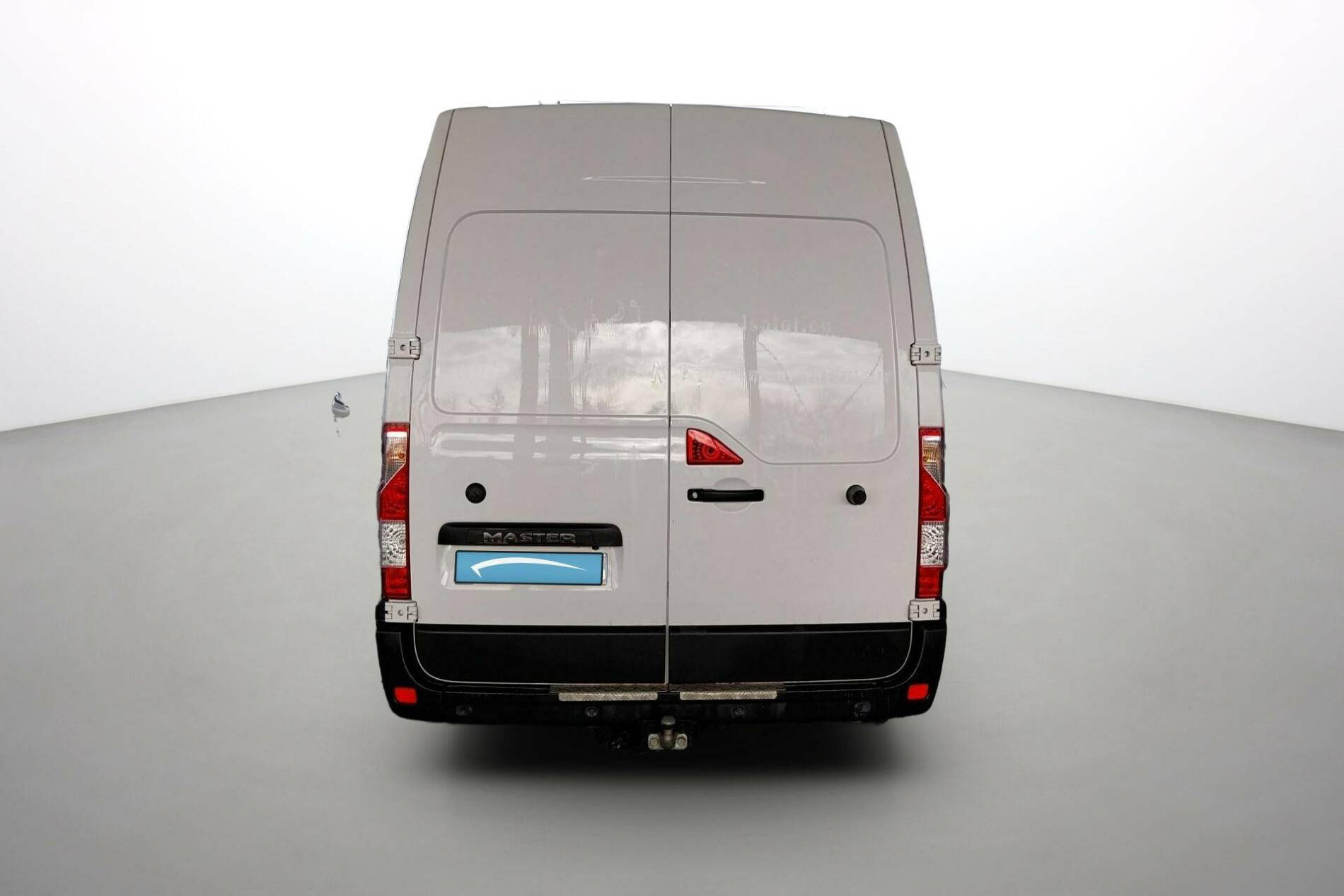 Vente en ligne Renault Master Fourgon MASTER FGN TRAC F3500 L2H2 ENERGY DCI 150 au prix de 20 390 €