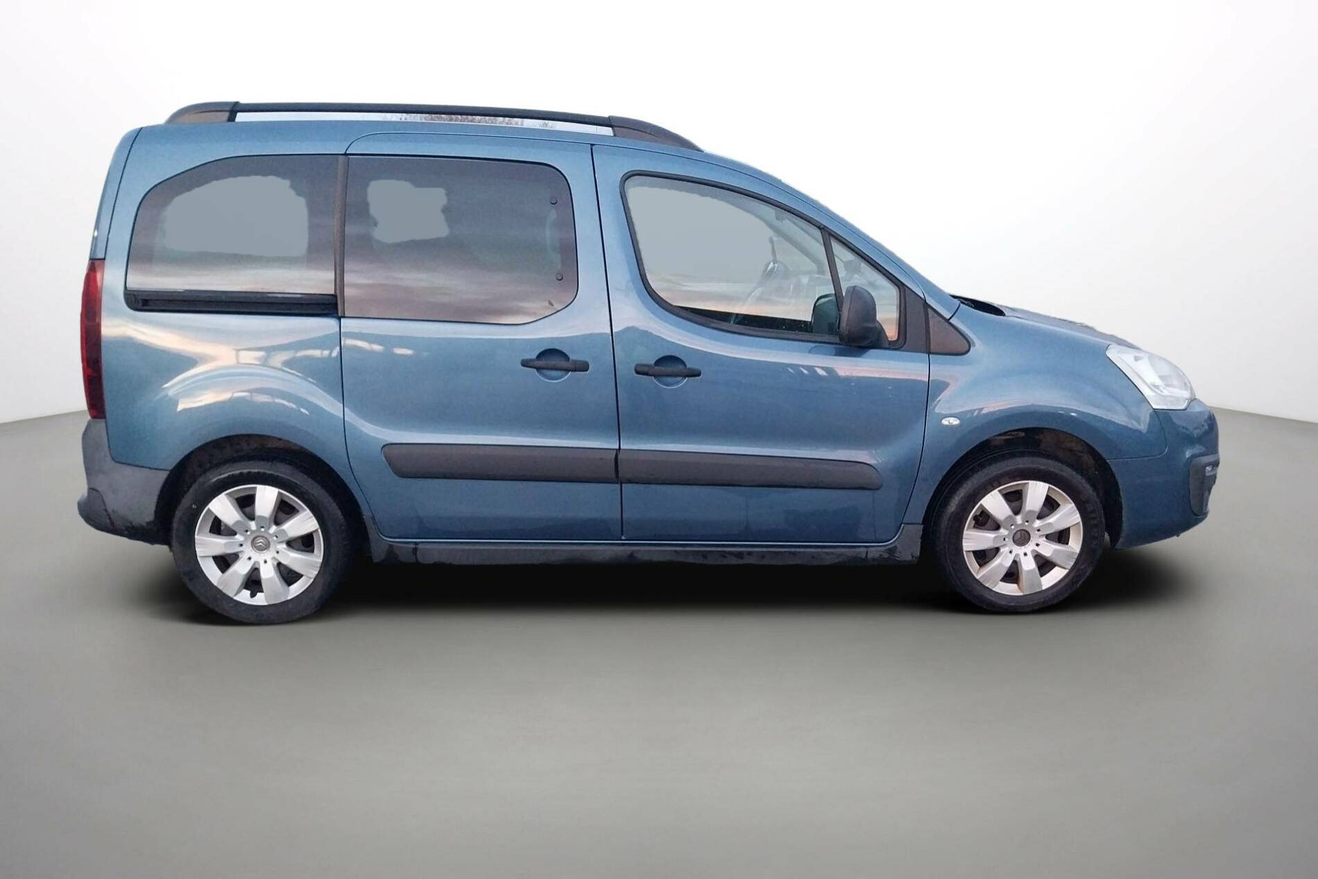 Vente en ligne Citroën Berlingo  BlueHDi 120 S&S BVM6 au prix de 13 990 €
