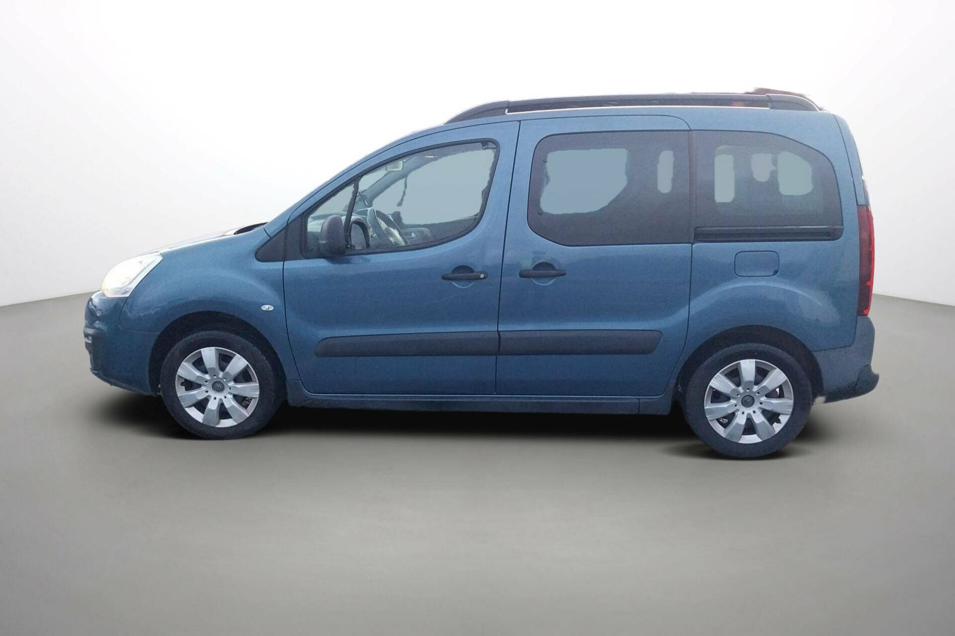 Vente en ligne Citroën Berlingo  BlueHDi 120 S&S BVM6 au prix de 13 990 €