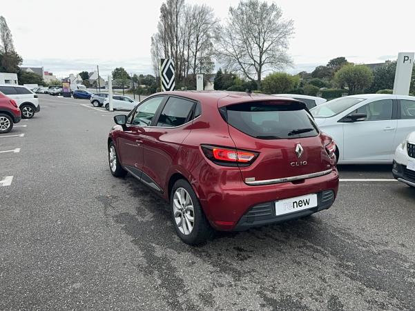 Vente en ligne Renault Clio 4 Clio TCe 90 au prix de 12 390 €