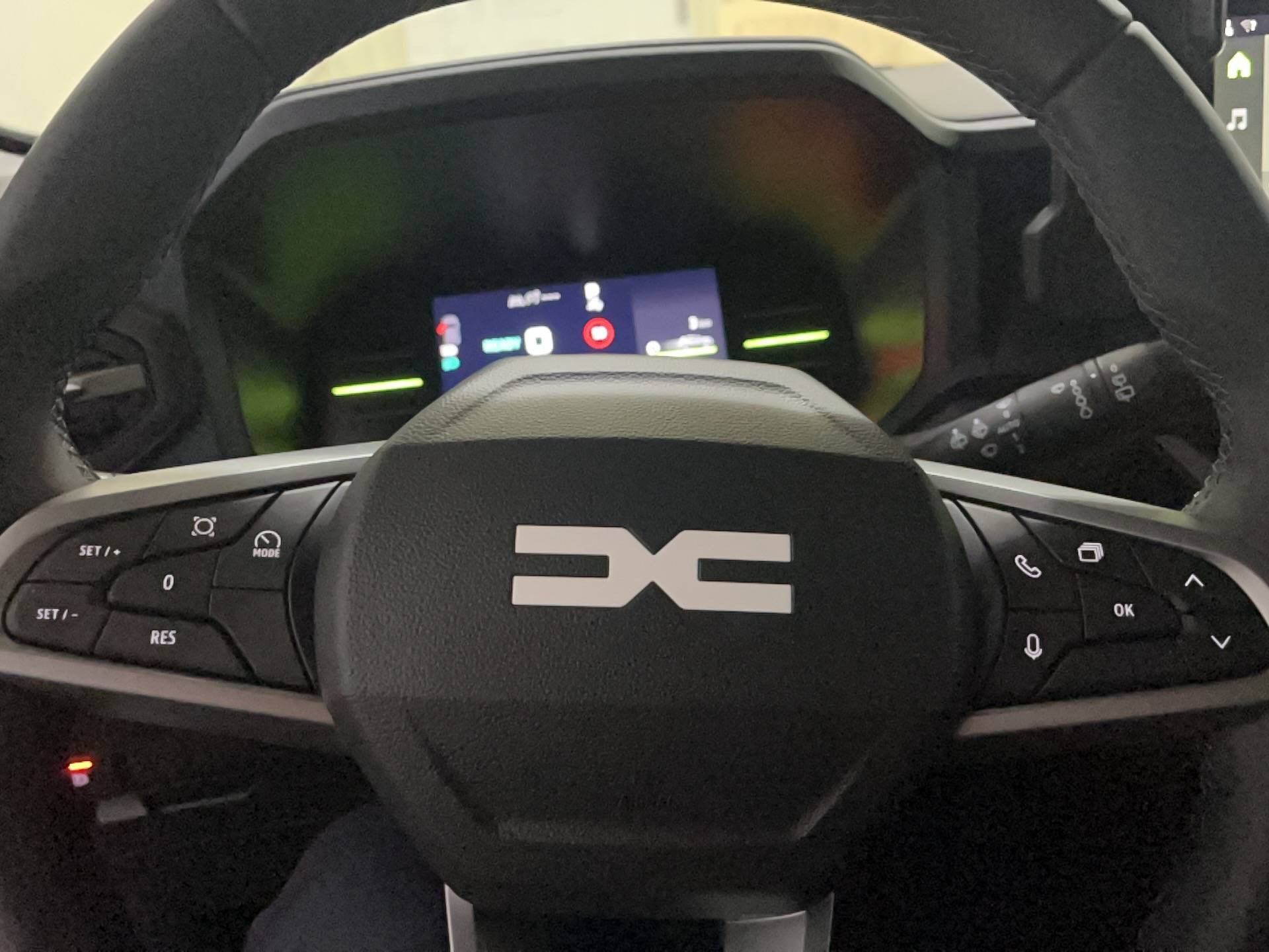 Vente en ligne Dacia Duster  Hybrid 140 au prix de 27 990 €