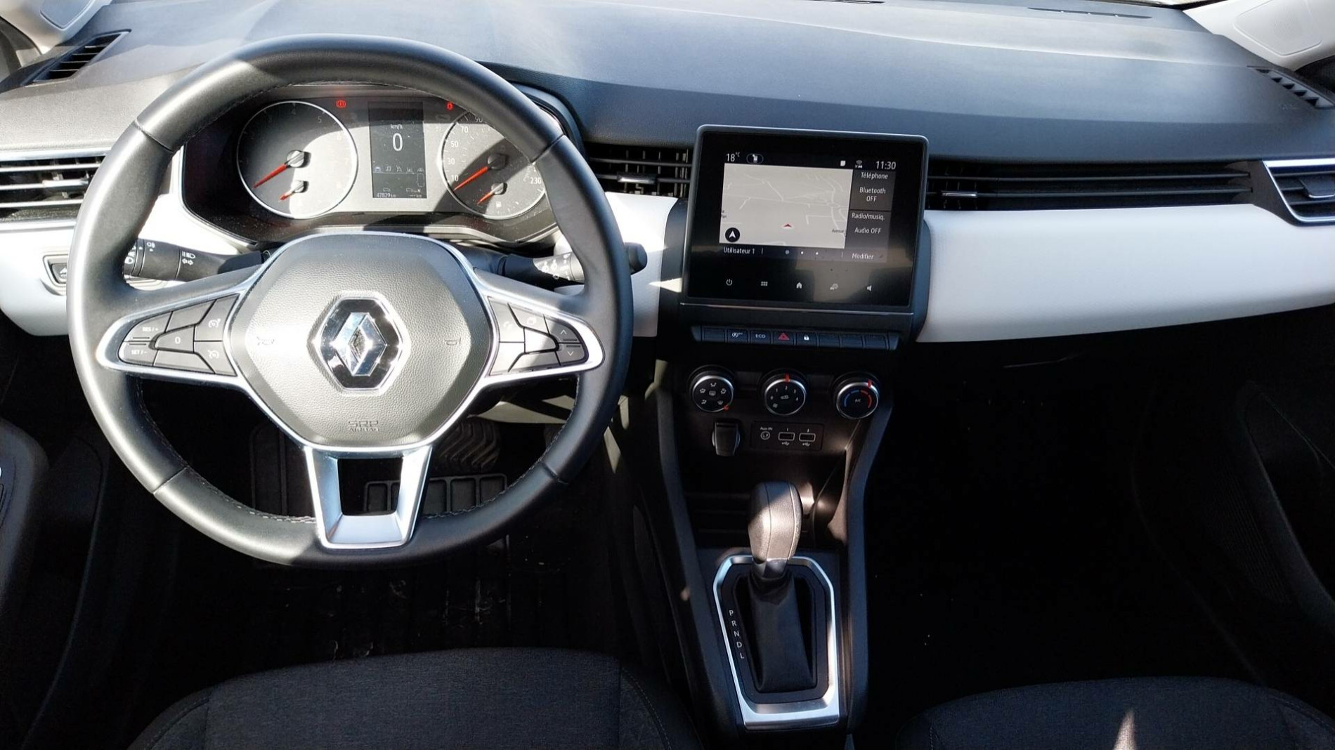 Vente en ligne Renault Clio 5 Clio TCe 90 X-Tronic au prix de 14 999 €