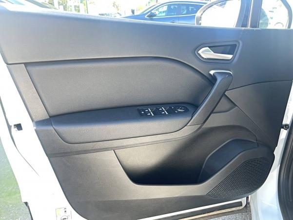 Vente en ligne Renault Captur  mild hybrid 140 au prix de 18 950 €