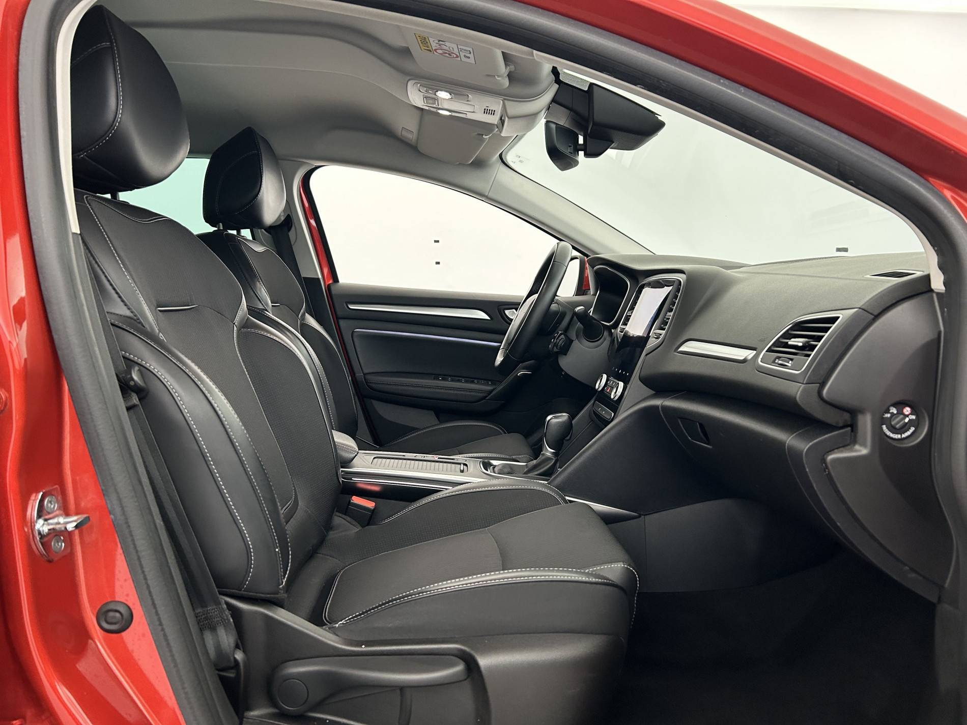 Vente en ligne Renault Megane 4  Blue dCi 115 EDC au prix de 18 890 €