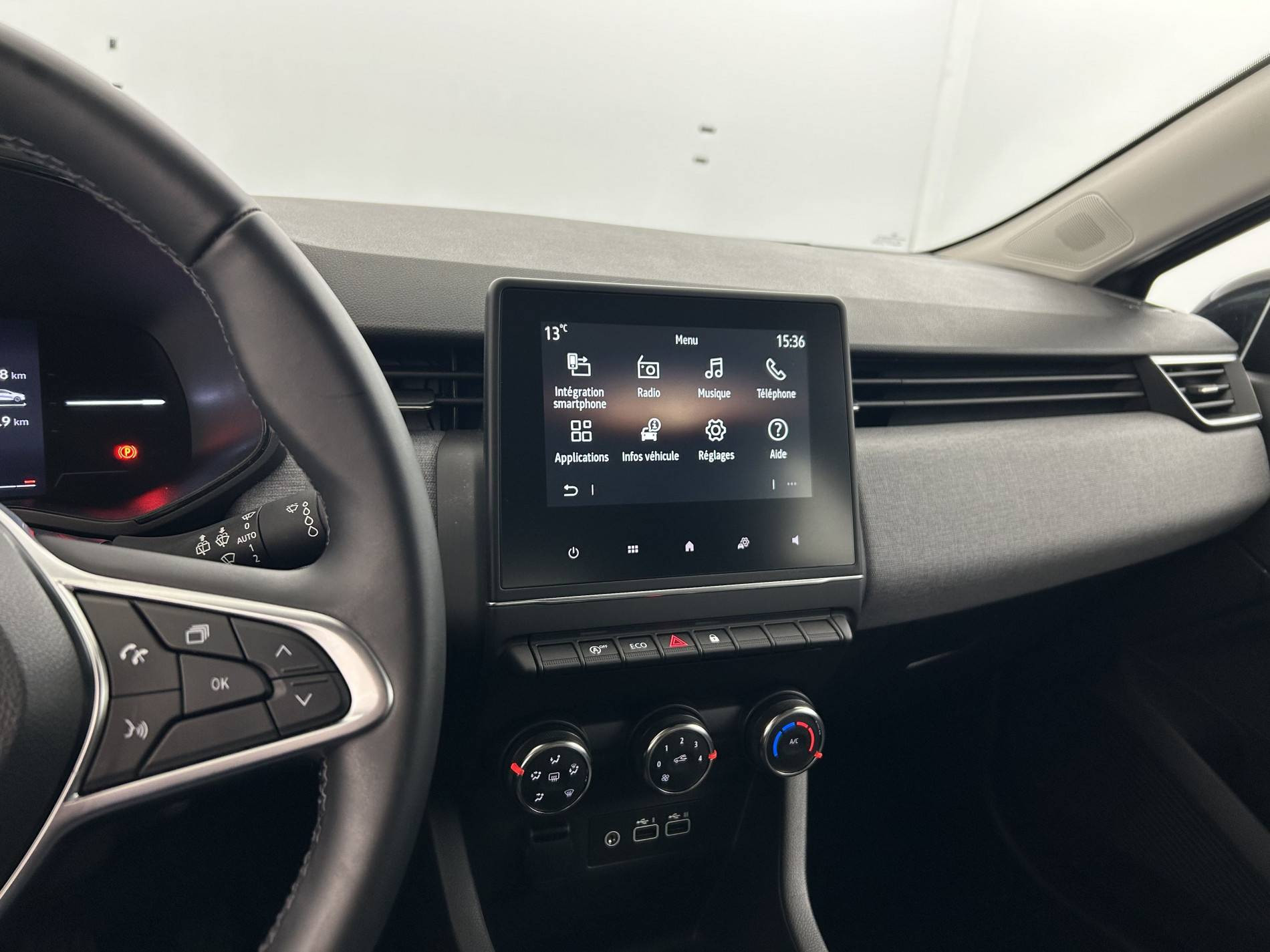 Vente en ligne Renault Clio 5 Clio TCe 90 au prix de 15 490 €