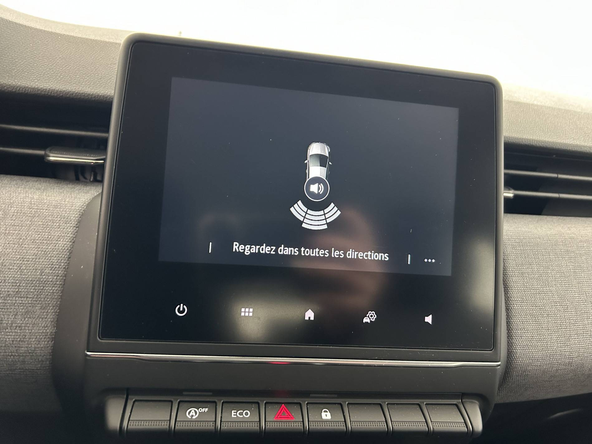 Vente en ligne Renault Clio 5 Clio TCe 90 au prix de 15 490 €