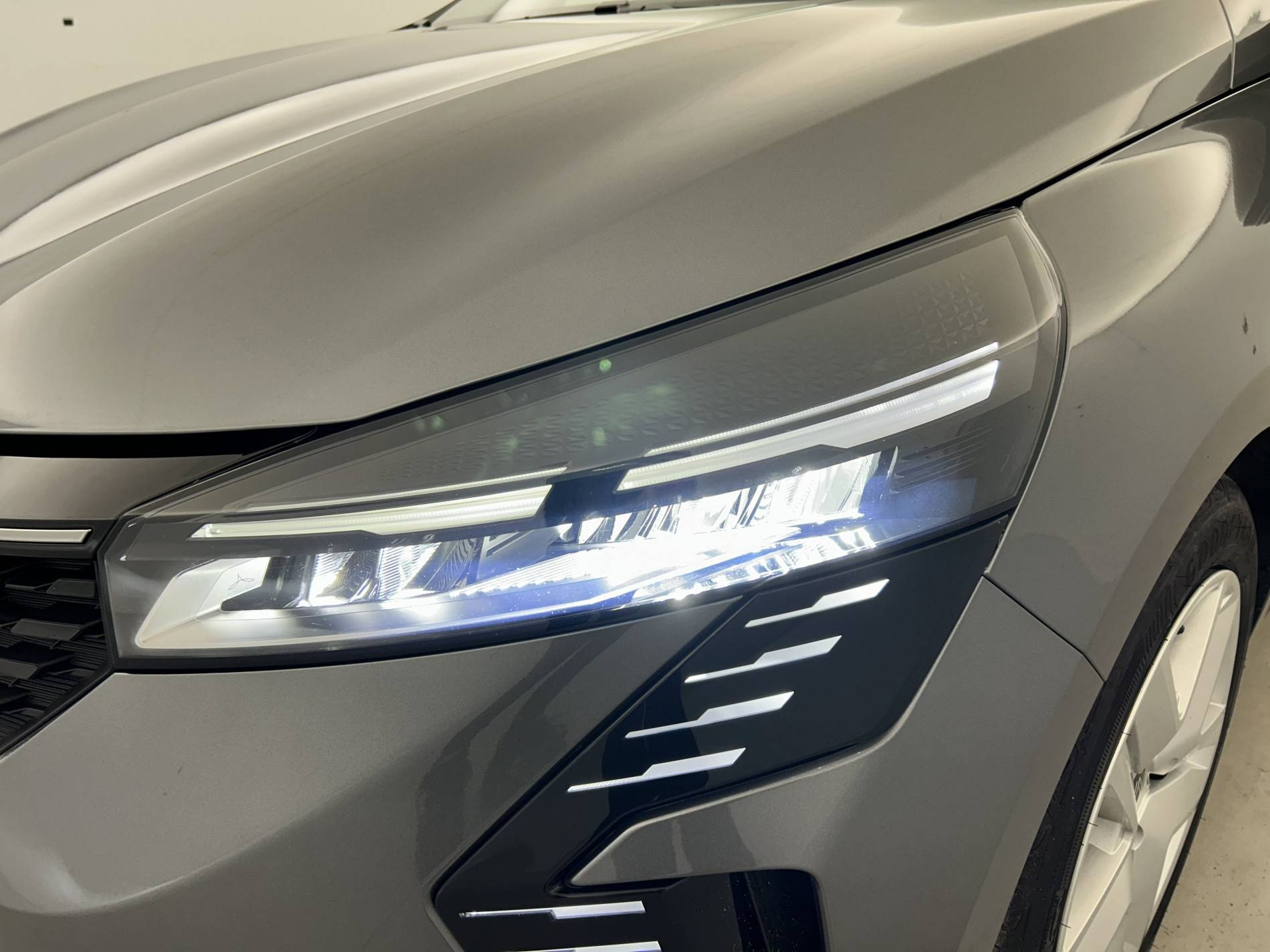 Vente en ligne Renault Clio 5 Clio TCe 90 au prix de 15 490 €