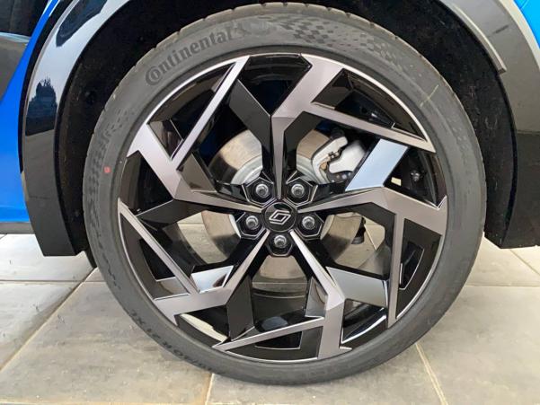 Vente en ligne Renault Rafale  E-Tech 4x4 300 au prix de 59 650 €