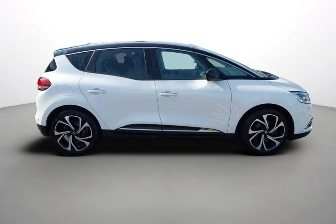 Vente en ligne Renault Scenic 4 Scenic Blue dCi 150 au prix de 18 490 €