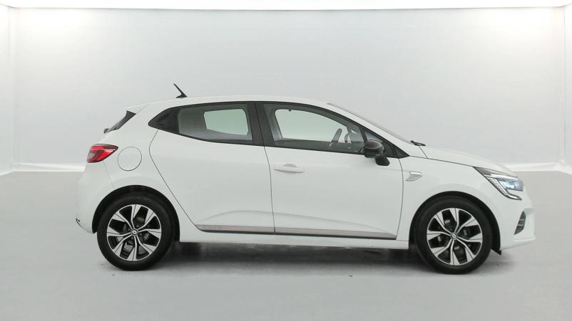 Vente en ligne Renault Clio 5 Clio TCe 90 - 21N au prix de 14 490 €