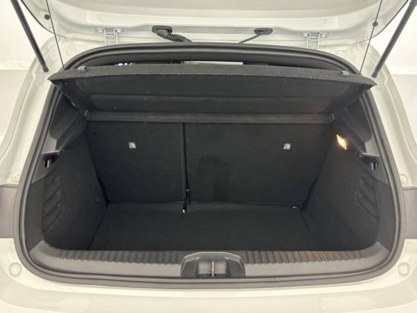 Vente en ligne Renault Clio 5 Clio TCe 90 - 21N au prix de 14 490 €