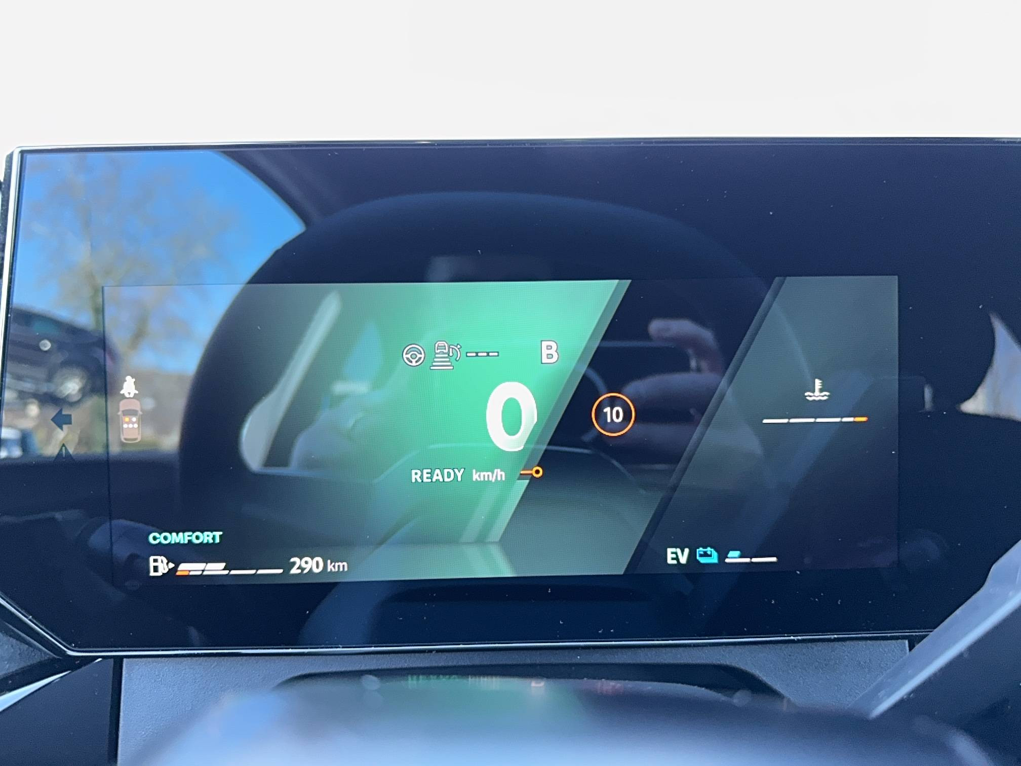 Vente en ligne Renault Clio 6 Clio E-Tech full hybrid 160 ch au prix de 30 800 €