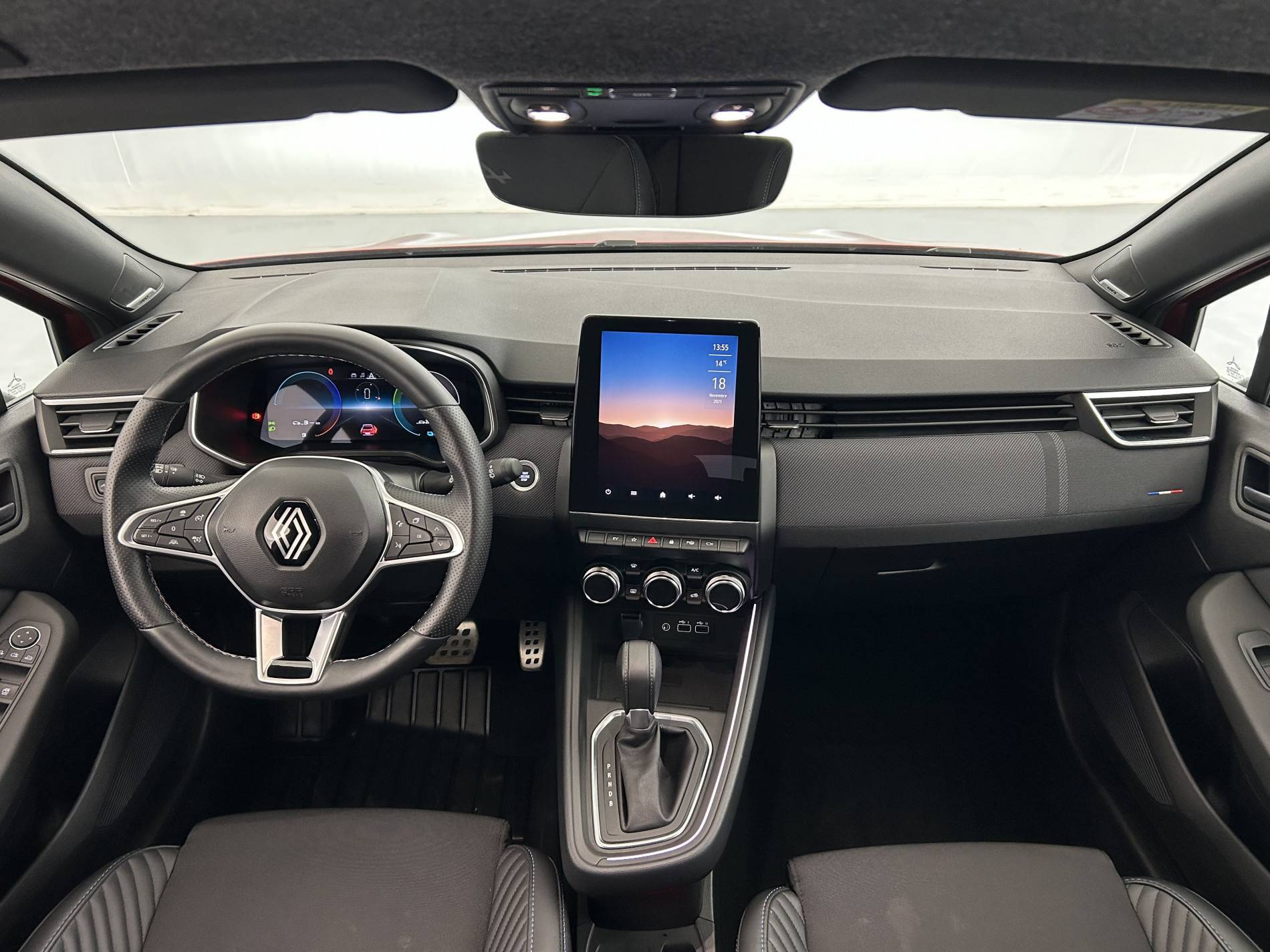 Vente en ligne Renault Clio 5 Clio E-Tech full hybrid 145 au prix de 21 630 €