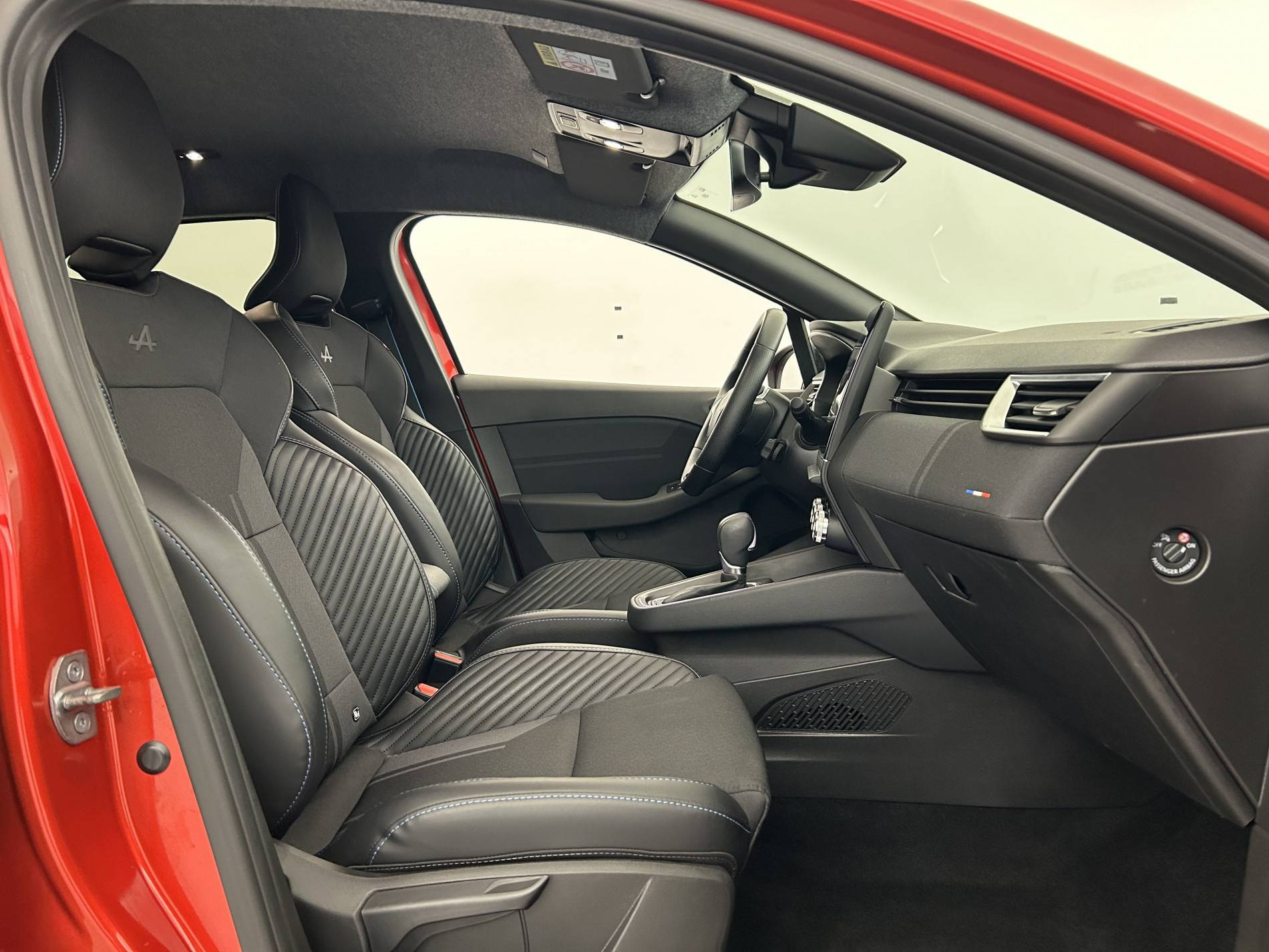 Vente en ligne Renault Clio 5 Clio E-Tech full hybrid 145 au prix de 21 630 €