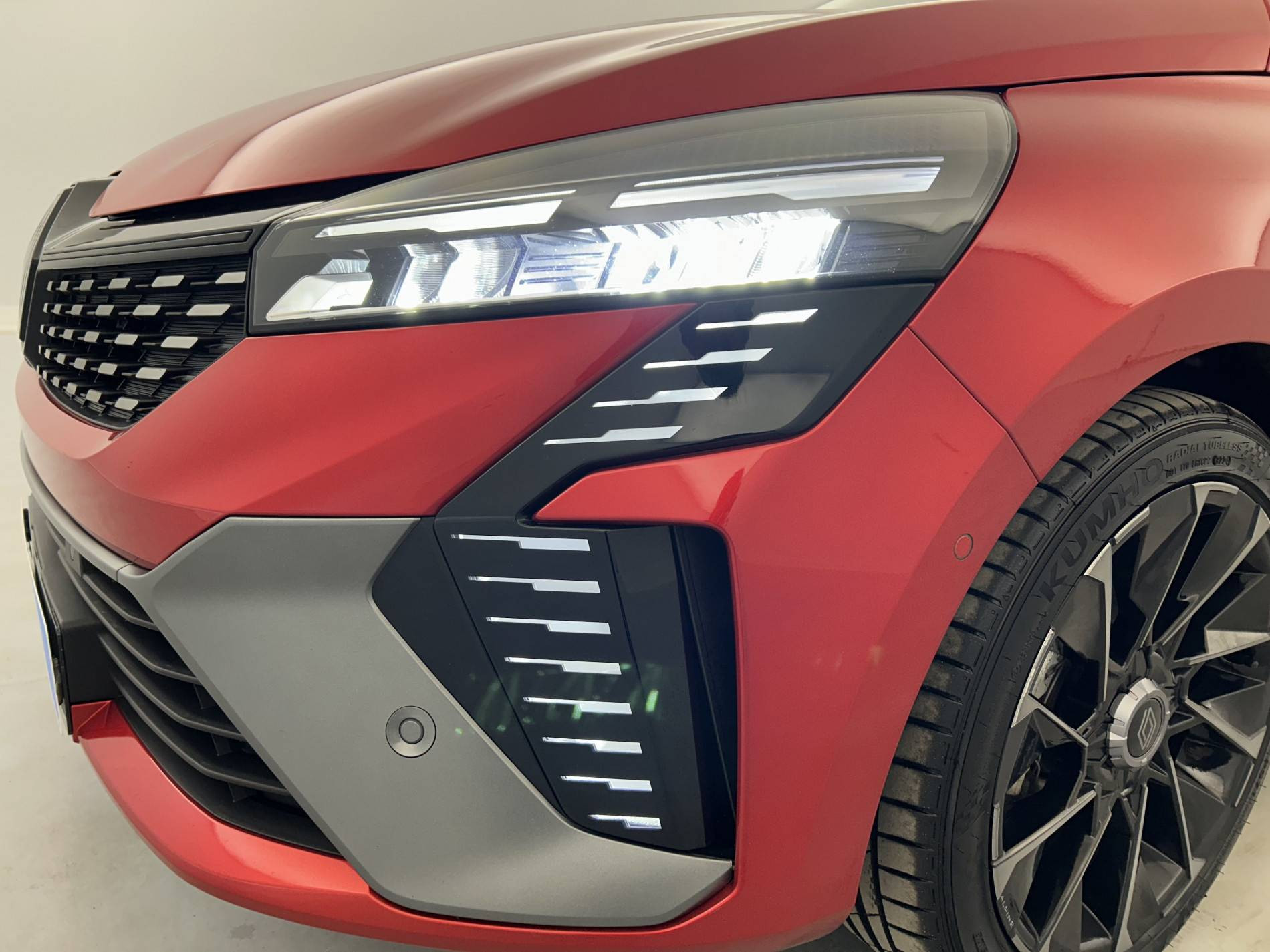 Vente en ligne Renault Clio 5 Clio E-Tech full hybrid 145 au prix de 21 630 €