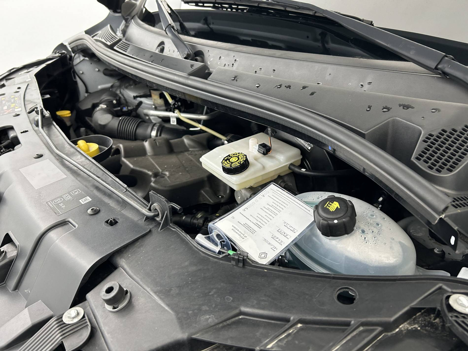 Vente en ligne Renault Master Fourgon MASTER FGN TRAC F3500 L2H2 BLUE DCI 135 au prix de 26 490 €