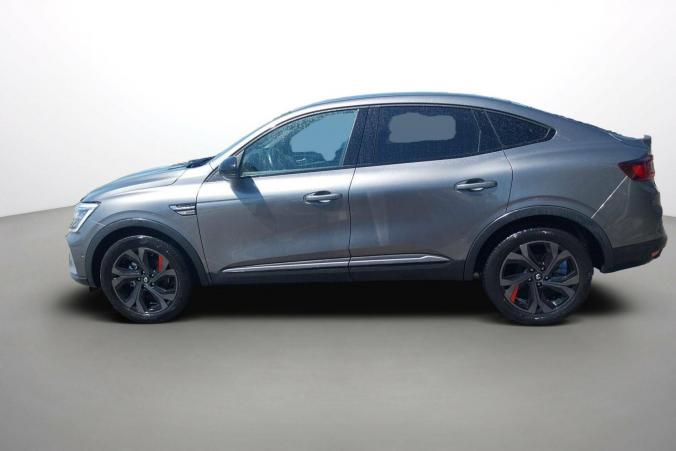 Vente en ligne Renault Arkana  E-Tech 145 - 21B au prix de 23 790 €