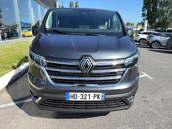 Vente en ligne Renault Trafic Cabine Approfondie TRAFIC CA L2H1 3T BLUE DCI 170 AUTO au prix de 42 390 €