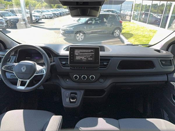 Vente en ligne Renault Trafic Cabine Approfondie TRAFIC CA L2H1 3T BLUE DCI 170 AUTO au prix de 42 390 €