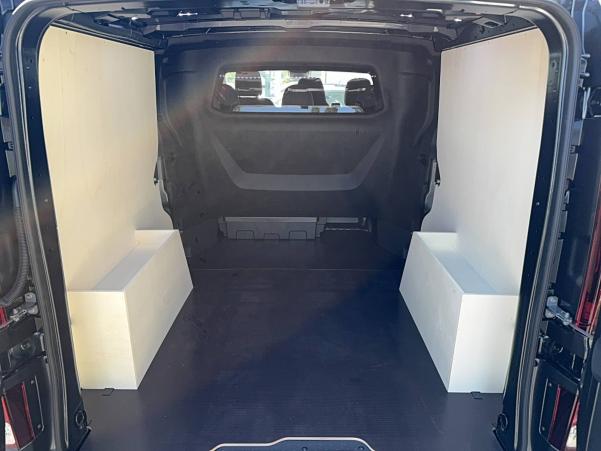 Vente en ligne Renault Trafic Cabine Approfondie TRAFIC CA L2H1 3T BLUE DCI 170 AUTO au prix de 42 390 €