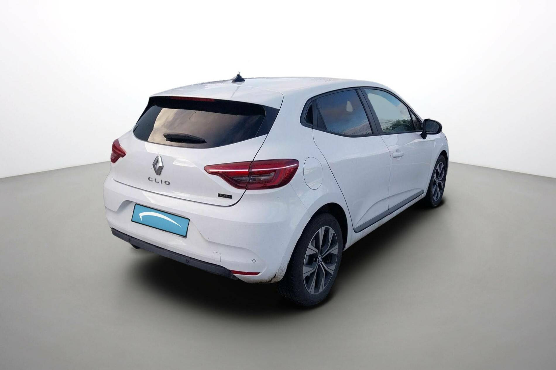 Vente en ligne Renault Clio 5 Clio E-Tech full hybrid 145 au prix de 18 890 €