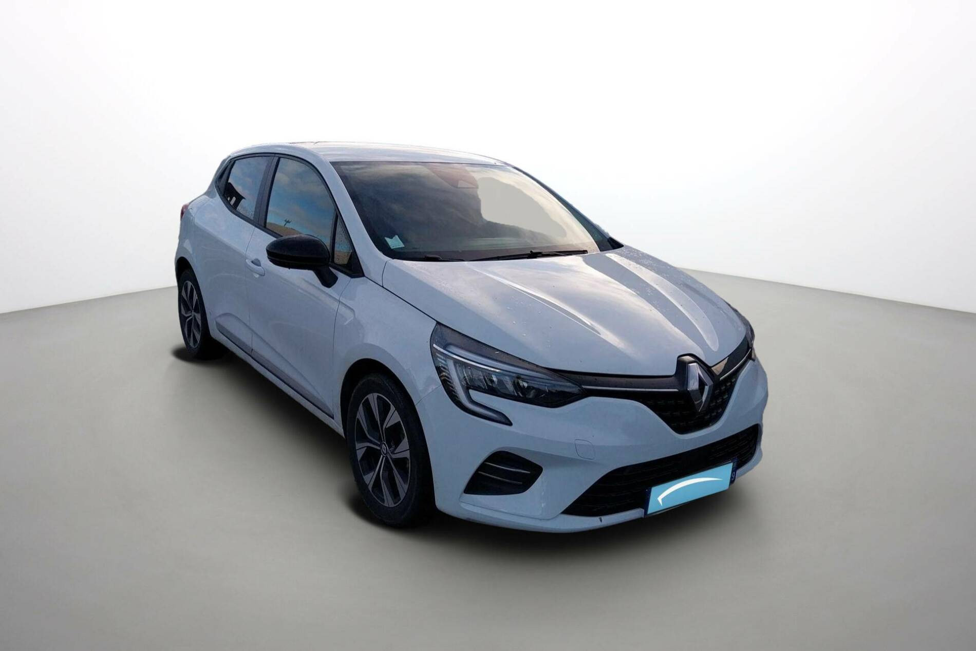 Vente en ligne Renault Clio 5 Clio E-Tech full hybrid 145 au prix de 18 890 €