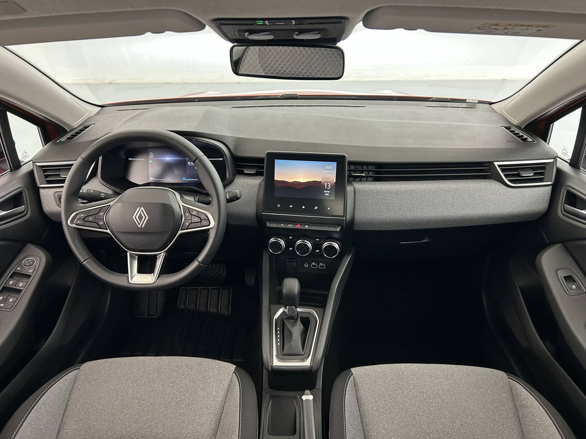 Vente en ligne Renault Clio 5 Clio E-Tech full hybrid 145 ch GSR2 au prix de 19 985 €