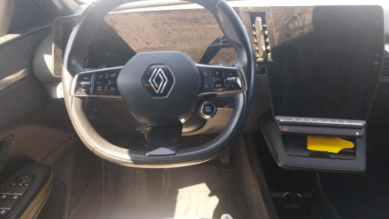 Vente en ligne Renault Megane E-Tech  EV40 130ch standard charge au prix de 20 990 €