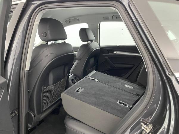 Vente en ligne Audi Q5  50 TFSI e 299 S tronic 7 Quattro Hybrid rechargeable au prix de 38 390 €