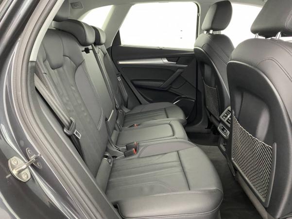 Vente en ligne Audi Q5  50 TFSI e 299 S tronic 7 Quattro Hybrid rechargeable au prix de 38 390 €