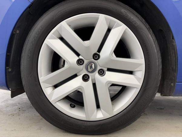 Vente en ligne Renault Clio 5 Clio TCe 90 X-Tronic - 21N au prix de 14 990 €