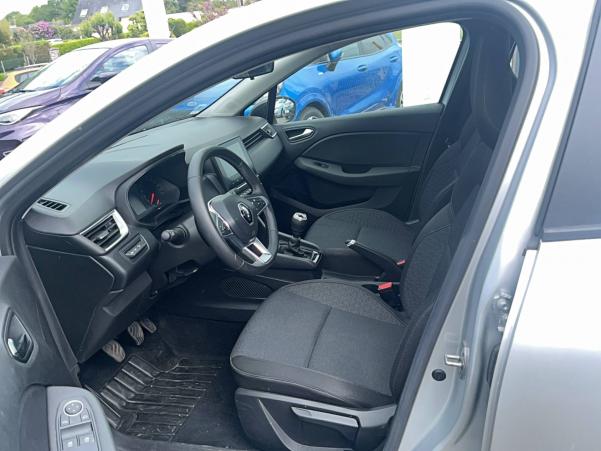 Vente en ligne Renault Clio 5 Clio TCe 90 au prix de 15 500 €